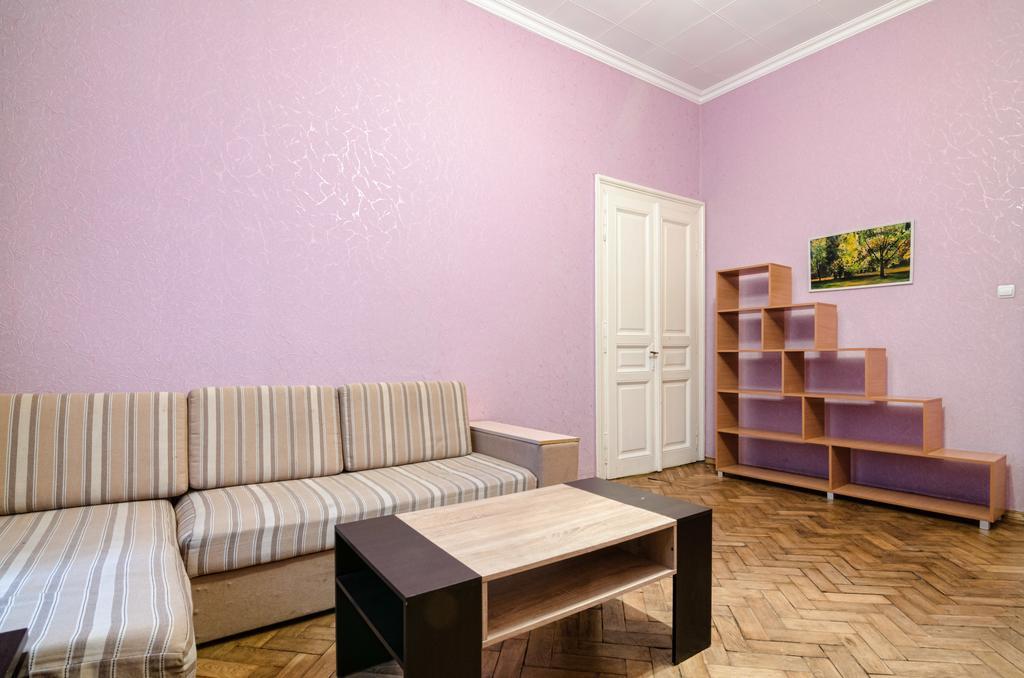 Apartment On Doroshenka 35 Львов Экстерьер фото